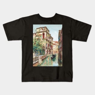 The Palazzo Soranzo Van Axel in Venice, Italy. Kids T-Shirt